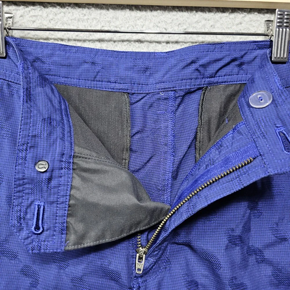 Lululemon Shorts Mens 29 Blue Paisley Jacquard Athletic Chino 10